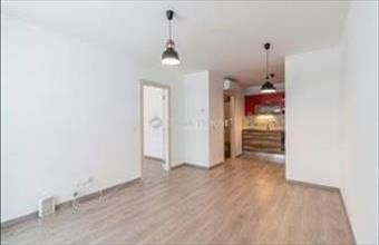 Eladó Budapest IX. kerületi csúsztatott zsalus lakás hirdetés (77337573)