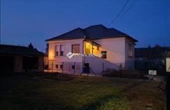 Eladó Ceglédi családi ház hirdetés (87723496)