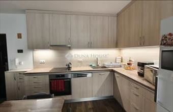 Eladó Mosonmagyaróvári tégla lakás hirdetés (86739384)