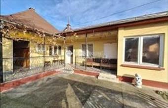 Eladó Halászteleki családi ház hirdetés (87676465)