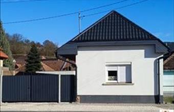 Eladó Piliscsévi családi ház hirdetés (97258733)