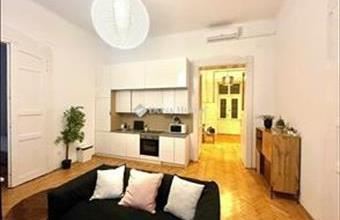 Eladó Budapest VI. kerületi tégla lakás hirdetés (39363261)