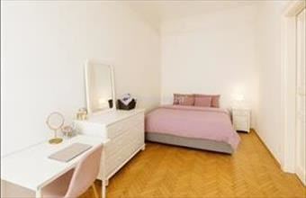 Eladó Budapest VI. kerületi tégla lakás hirdetés (64755538)