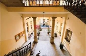 Eladó Budapest VI. kerületi tégla lakás hirdetés (82595599)