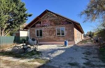 Eladó Szigetszentmártoni sorház hirdetés (72733376)