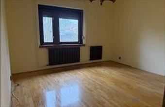 Eladó Budapest XVI. kerületi családi ház hirdetés (57272567)