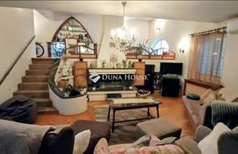 Eladó Kecskeméti családi ház hirdetés (47971724)