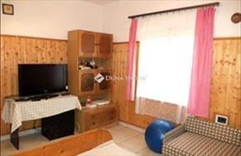 Eladó Velencei családi ház hirdetés (32896739)