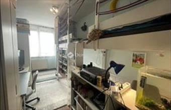 Eladó Szentendrei csúsztatott zsalus lakás hirdetés (66412156)