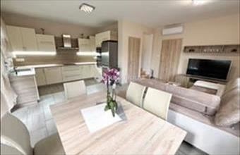 Eladó Budapest XVIII. kerületi ikerház hirdetés (83978484)