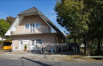 Eladó Szűcsi családi ház hirdetés (94524472)