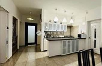 Eladó Pilismaróti házrész hirdetés (45722543)