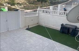 Eladó Spanyolországi tégla lakás hirdetés (52494734)