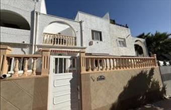 Eladó Spanyolországi sorház hirdetés (54227873)