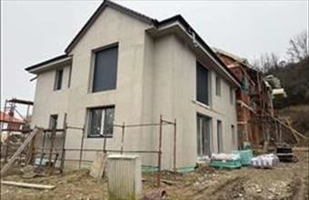 Eladó Budakalászi tégla lakás hirdetés (77253443)