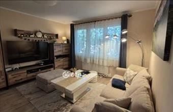 Eladó Egeri csúsztatott zsalus lakás hirdetés (57342319)