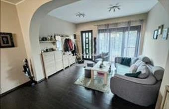 Eladó Szegedi családi ház hirdetés (44295199)