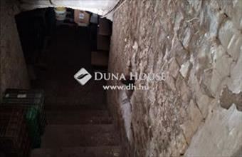 Eladó Bicskei családi ház hirdetés (77733673)
