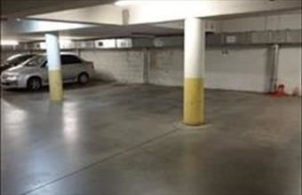 Kiadó Pécsi teremgarázs hely hirdetés (53443993)