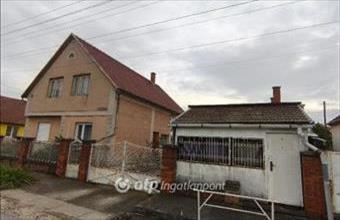 Eladó Alsózsolcai családi ház hirdetés (93378947)
