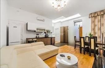 Eladó Budapest VI. kerületi tégla lakás hirdetés (93824575)