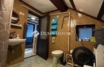 Eladó Vecsési házrész hirdetés (39369637)