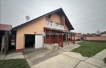 Eladó Tápiószentmártoni családi ház hirdetés (34595498)