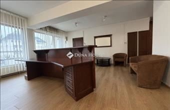 Eladó Budapest XI. kerületi iroda családiházban hirdetés (49437258)