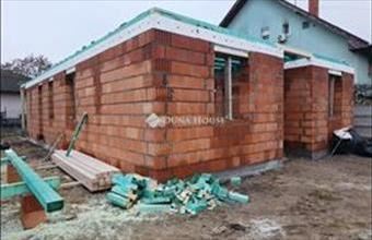 Eladó Szigetszentmiklósi családi ház hirdetés (69344245)