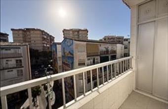 Eladó Spanyolországi tégla lakás hirdetés (74352735)