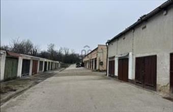 Eladó Százhalombattai egyedi garázs hirdetés (96774275)