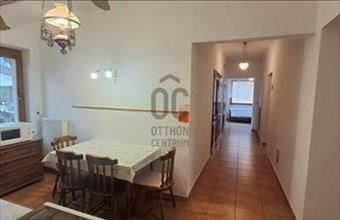 Kiadó Székesfehérvári családi ház hirdetés (97838322)