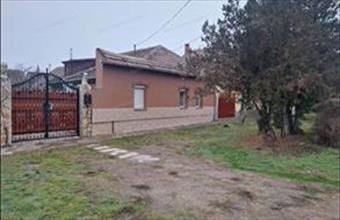 Eladó Bajai házrész hirdetés (43437798)