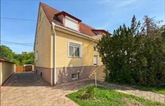 Eladó Kecskeméti családi ház hirdetés (49383733)