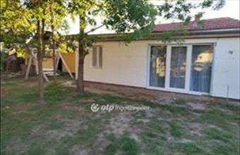 Eladó Tömörkényi családi ház hirdetés (44713298)