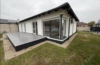 Eladó Győrzámolyi családi ház hirdetés (22463947)