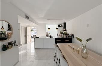 Eladó Spanyolországi sorház hirdetés (46246734)