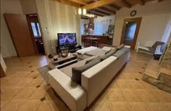 Eladó Nyíregyházai családi ház hirdetés (44372372)