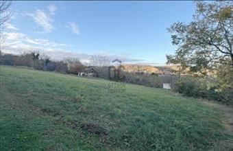 Eladó Szekszárdi lakóövezeti telek hirdetés (23939957)