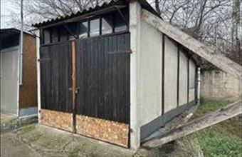 Eladó Váci egyedi garázs hirdetés (67591538)