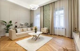 Eladó Budapest V. kerületi tégla lakás hirdetés (46345864)