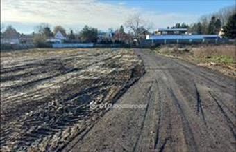 Eladó Nyíregyházai lakóövezeti telek hirdetés (67937949)