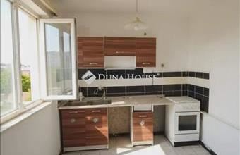 Eladó Kecskeméti tégla lakás hirdetés (13873749)