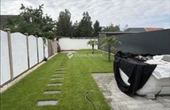 Eladó Budapest XV. kerületi családi ház hirdetés (67332357)