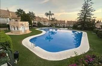 Eladó Spanyolországi sorház hirdetés (74433844)