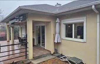 Eladó Győrújbaráti családi ház hirdetés (93768844)