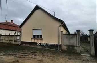 Eladó Kiskőrösi családi ház hirdetés (22559697)