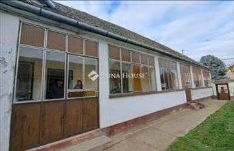 Eladó Majsi családi ház hirdetés (98994876)