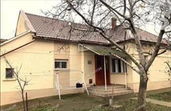 Eladó Lajosmizsei családi ház hirdetés (44452396)