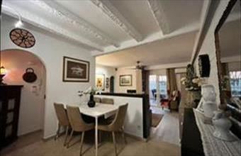 Eladó Spanyolországi tégla lakás hirdetés (89598647)